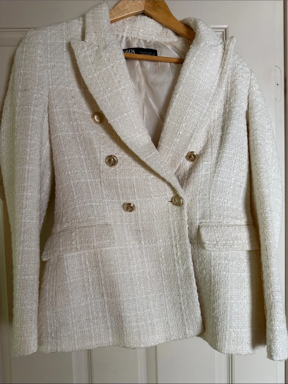 Zara Cream Bouclé Double-Breasted Blazer with Gold Buttons - Picture 1 of 5